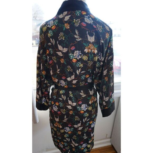 Victoria's Secret Women's Black Floral Satin Short Floral Robe - Size M/L - Picture 6 of 11